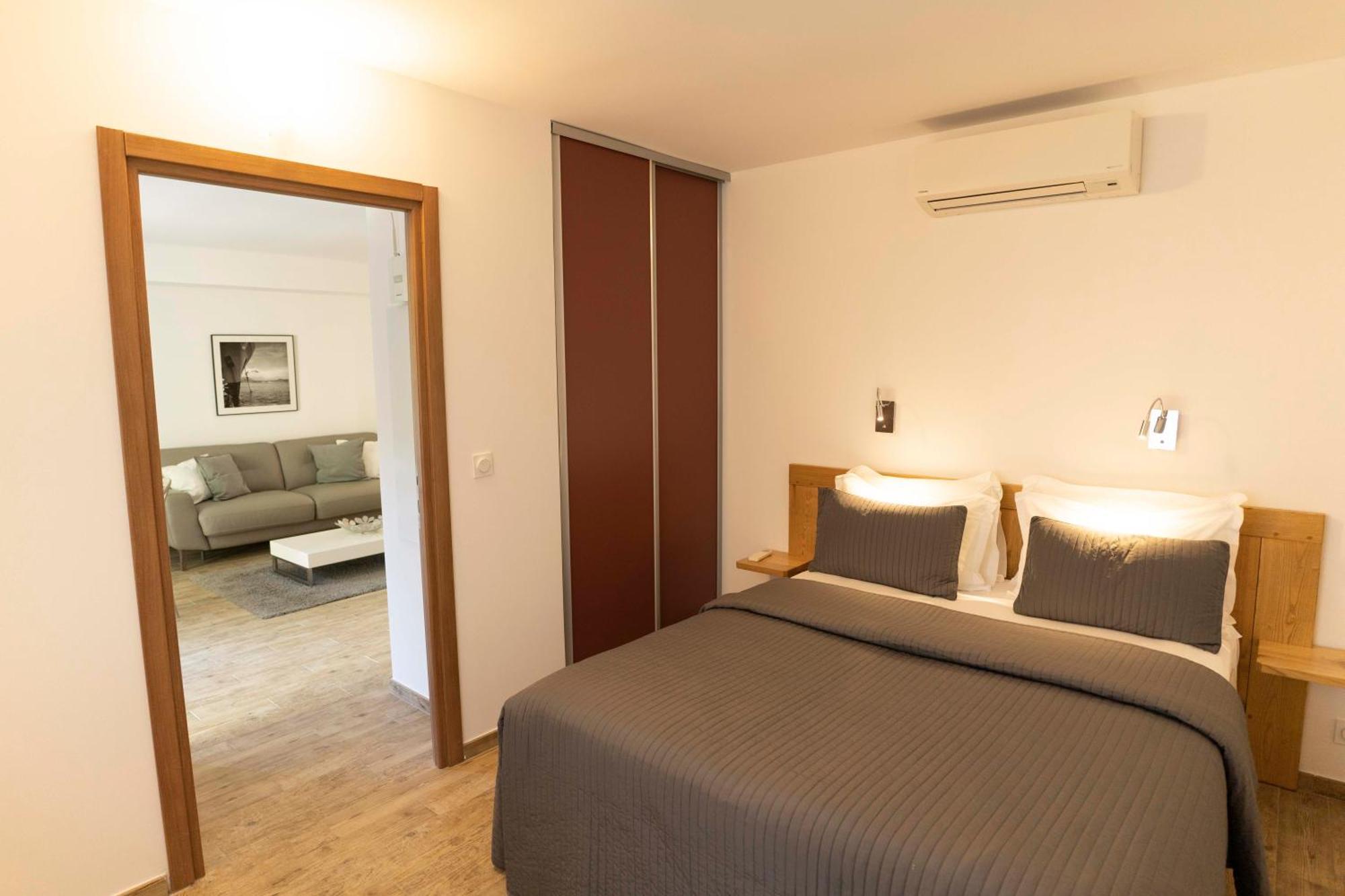 Suites In Erbalunga Bilik gambar